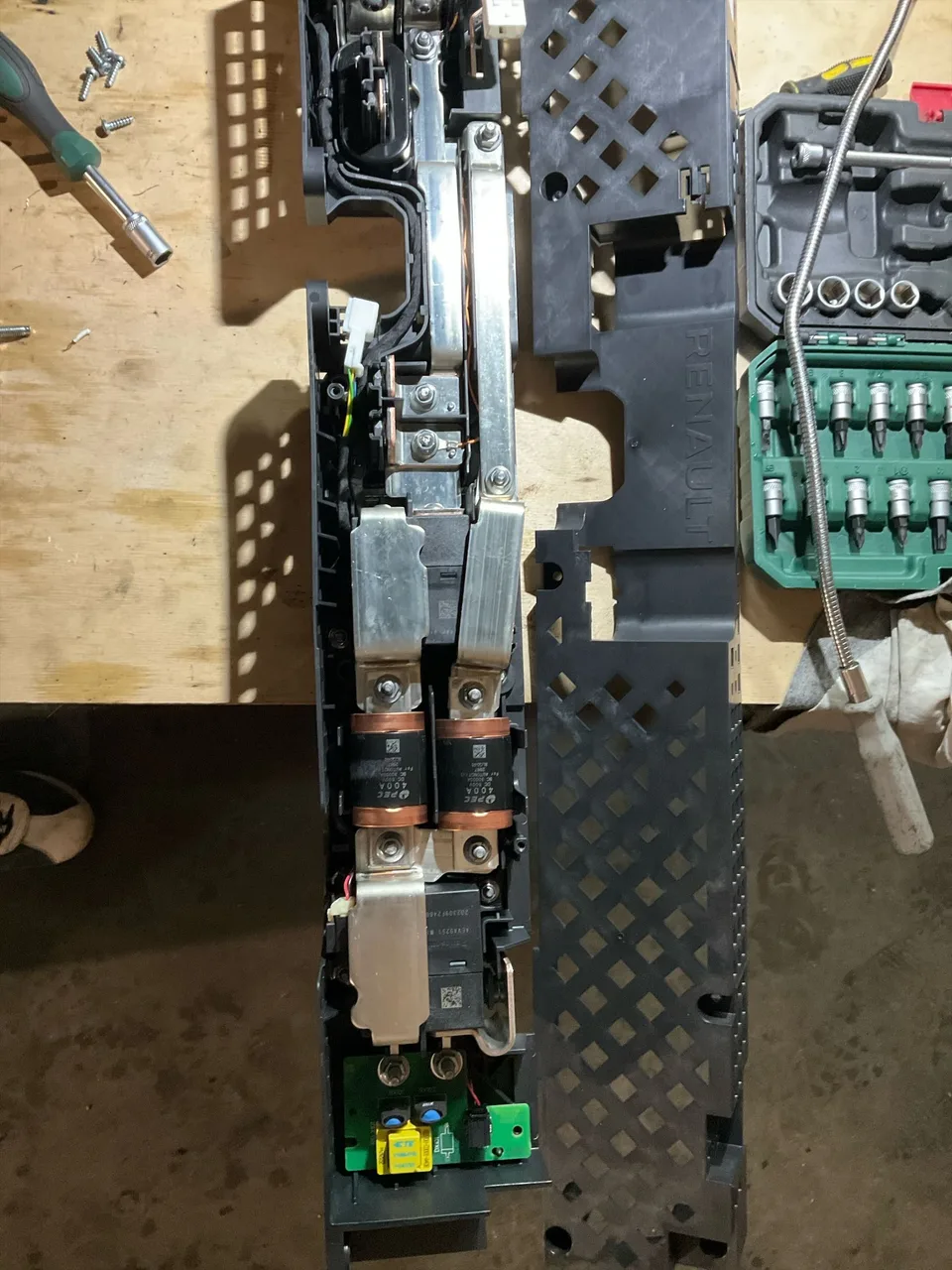 Moduły baterii — X77